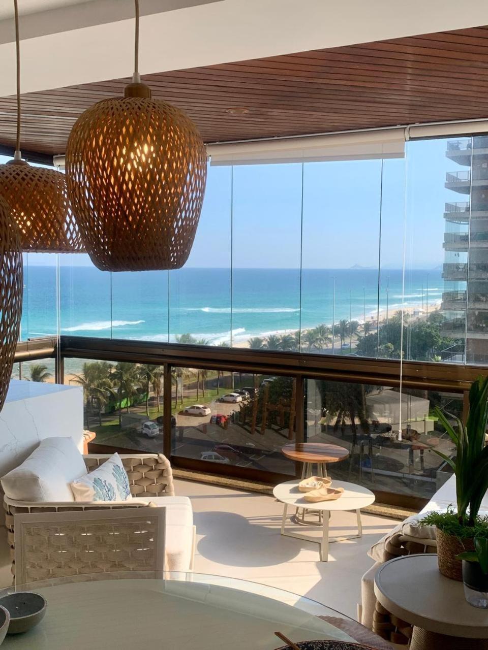 Lindo Apto No Melhor Lugar Da Barra Da Tijuca! Com Uma Vista De Tirar O Folego, Frente Para O Mar! Totalmente Equipado E Decorado Ao Lado Dos Melhores Hoteis E Quiosques Da Barra! Portaria 24H, Piscina, Sauna, Jacuzzi, Academia, Garagem, Wi-Fi, Lavan Rio de Janeiro Kültér fotó
