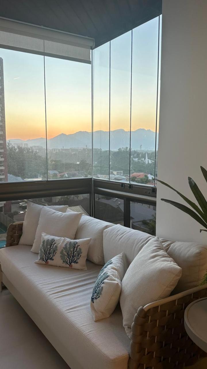 Lindo Apto No Melhor Lugar Da Barra Da Tijuca! Com Uma Vista De Tirar O Folego, Frente Para O Mar! Totalmente Equipado E Decorado Ao Lado Dos Melhores Hoteis E Quiosques Da Barra! Portaria 24H, Piscina, Sauna, Jacuzzi, Academia, Garagem, Wi-Fi, Lavan Rio de Janeiro Kültér fotó