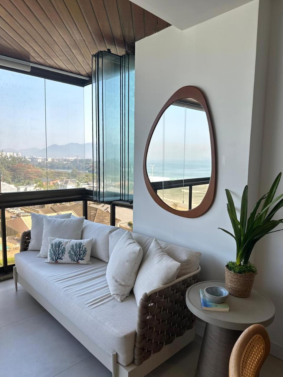 Lindo Apto No Melhor Lugar Da Barra Da Tijuca! Com Uma Vista De Tirar O Folego, Frente Para O Mar! Totalmente Equipado E Decorado Ao Lado Dos Melhores Hoteis E Quiosques Da Barra! Portaria 24H, Piscina, Sauna, Jacuzzi, Academia, Garagem, Wi-Fi, Lavan Rio de Janeiro Kültér fotó