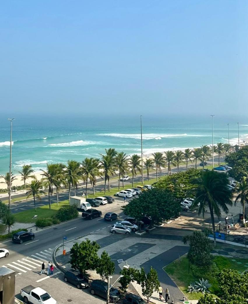 Lindo Apto No Melhor Lugar Da Barra Da Tijuca! Com Uma Vista De Tirar O Folego, Frente Para O Mar! Totalmente Equipado E Decorado Ao Lado Dos Melhores Hoteis E Quiosques Da Barra! Portaria 24H, Piscina, Sauna, Jacuzzi, Academia, Garagem, Wi-Fi, Lavan Rio de Janeiro Kültér fotó