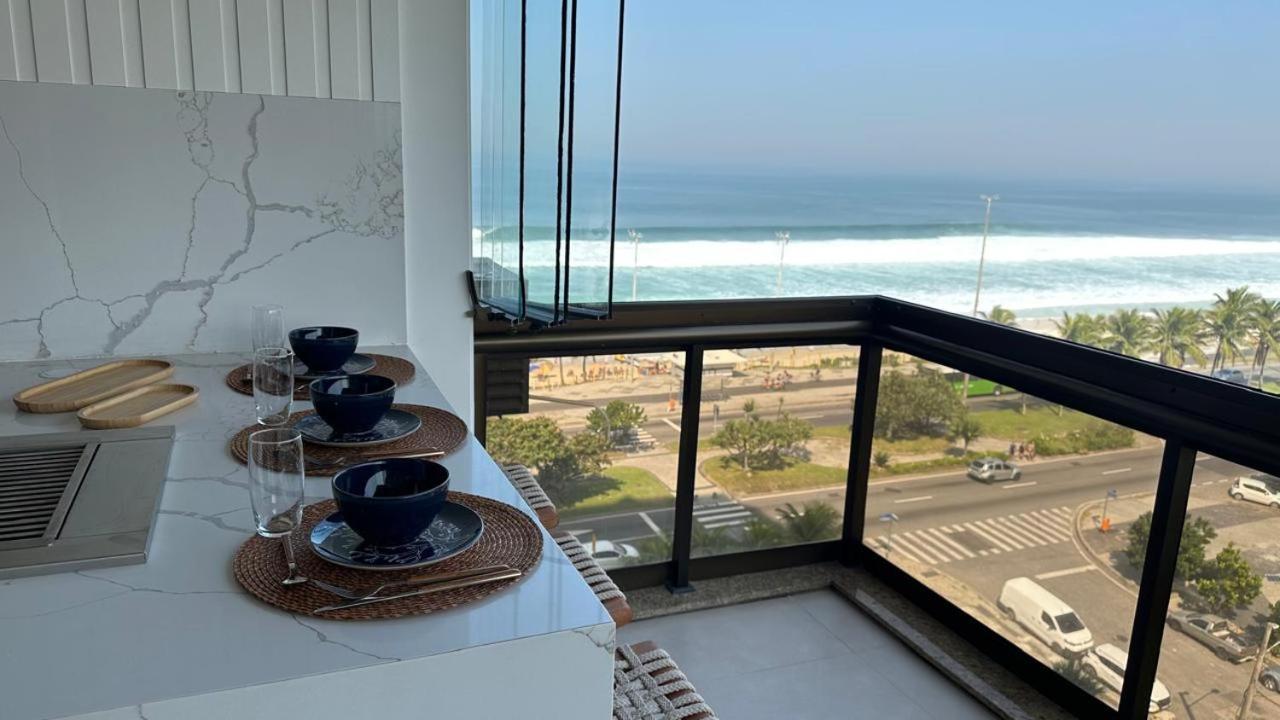 Lindo Apto No Melhor Lugar Da Barra Da Tijuca! Com Uma Vista De Tirar O Folego, Frente Para O Mar! Totalmente Equipado E Decorado Ao Lado Dos Melhores Hoteis E Quiosques Da Barra! Portaria 24H, Piscina, Sauna, Jacuzzi, Academia, Garagem, Wi-Fi, Lavan Rio de Janeiro Kültér fotó